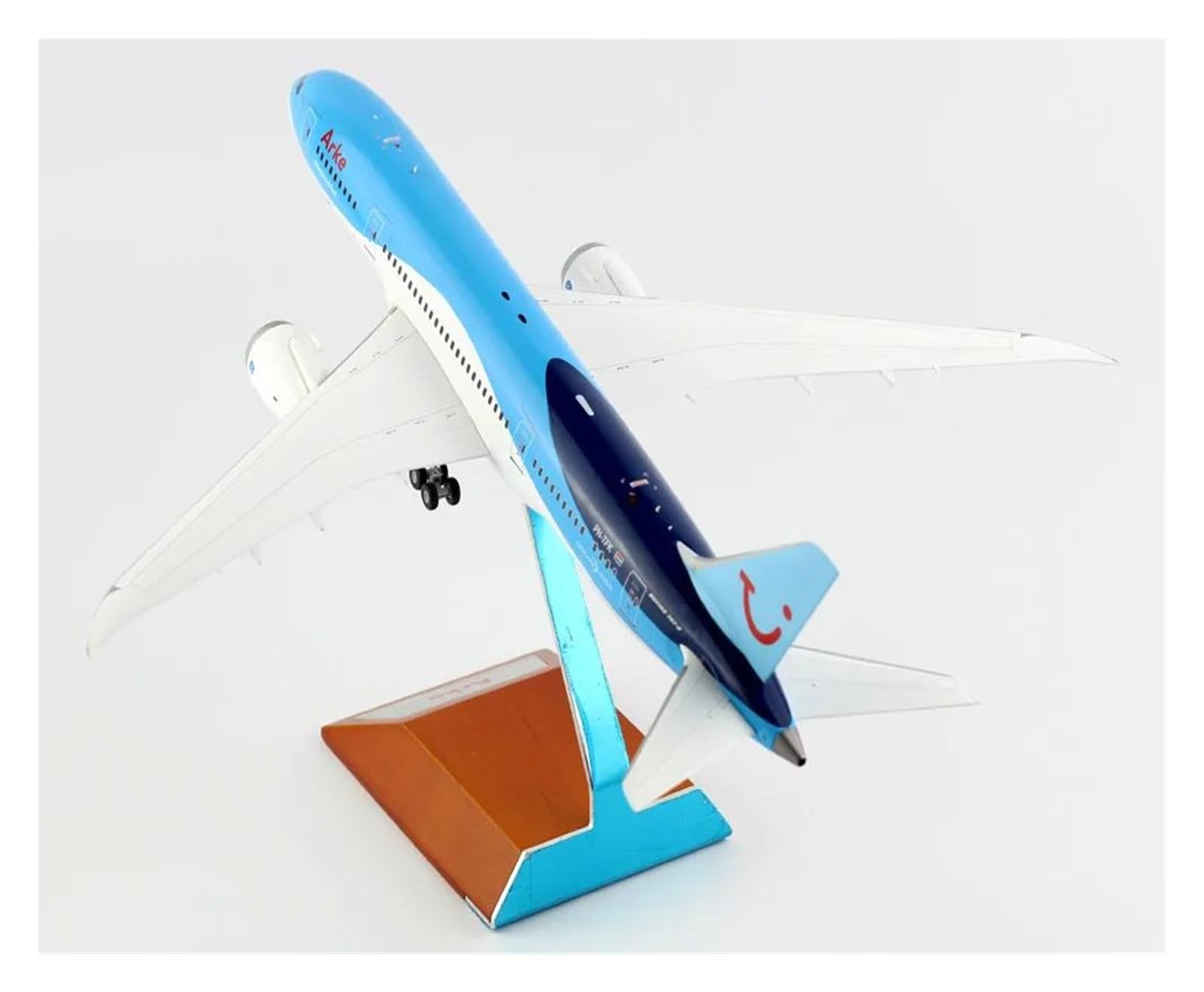 Amazon.co.jp: 航空機 1:200 ウィングス 1:200 アーケフライ航空